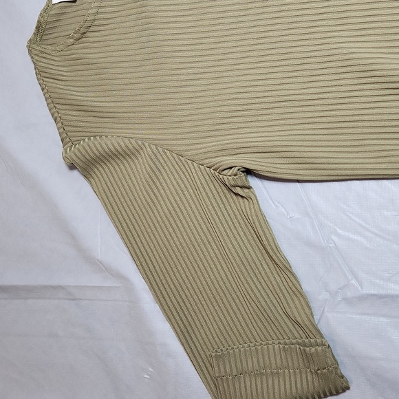 Eric Ryan Sport Shirt - Picture 4 of 11